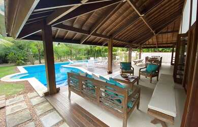 Imagem: O apartamento à venda possui 4 Dormitórios, 5 Banheiros, 4