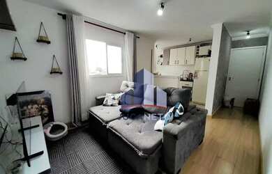 Imagem: O apartamento possui 2 Dormitórios, 1 Banheiro, 1 Vaga na garagem