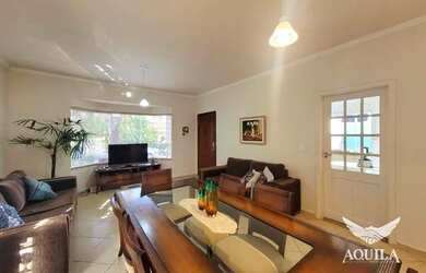 Imagem: A casa em condomínio possui 3 Dormitórios, 3 Banheiros, 4