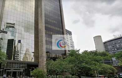 Imagem: O depósito possui 5 Vagas na garagem, 1.320m² de Área e