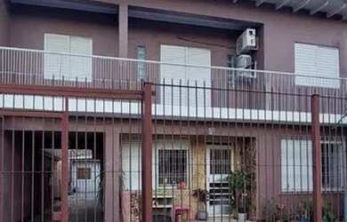 Imagem: A casa possui 2 Dormitórios, 1 Banheiro, 1 Vaga na garagem