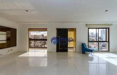 Imagem: O apartamento na cobertura possui 4 Dormitórios, 4 Banheiros