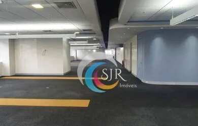 Imagem: O depósito possui 5 Vagas na garagem, 1.152m² de Área e