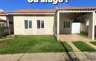 Imagem 1: Alugo casa. 3 Vagas na garageme2 Dormitórios