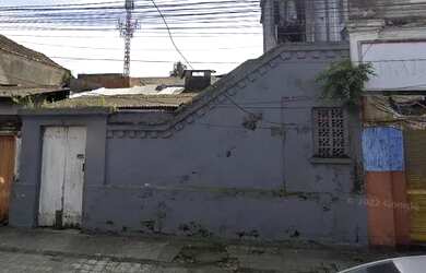 Imagem: A casa possui 3 Dormitórios, 1 Banheiro, 80m² de Área e