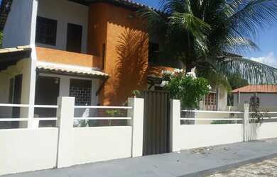 Imagem: A casa em condomínio possui 3 Dormitórios, 4 Banheiros, 3