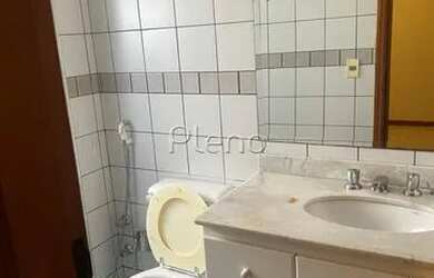 Imagem: O apartamento possui 1 Dormitório, 2 Banheiros, 1 Vaga na garagem