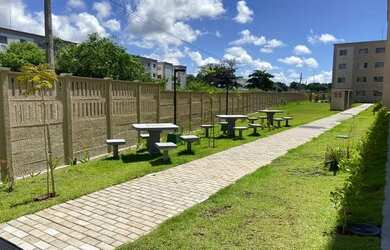 Imagem: O apartamento possui 2 Dormitórios, 1 Banheiro, 1 Vaga na garagem