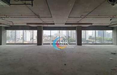 Imagem: O depósito possui 5 Vagas na garagem, 1.147m² de Área e