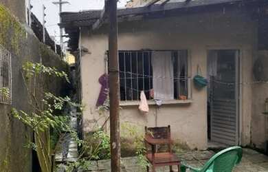 Imagem 2: Casa com Terreno medindo 4,50 frente por 37 fundos, Pedro Alvares Cabral