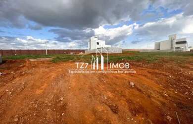 Imagem: O terreno possui 250m² de Área e Imóvel novo e está localizado
