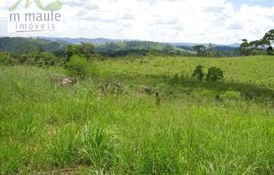 Imagem: O terreno possui 160.000m² de Área e está localizado em