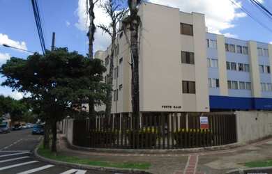 Imagem: O apartamento possui 3 Dormitórios, 1 Banheiro, 1 Vaga na garagem