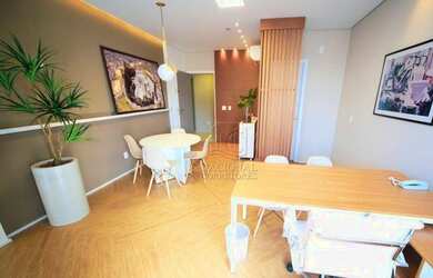 Imagem: O depósito possui 2 Vagas na garagem, 72m² de Área e está