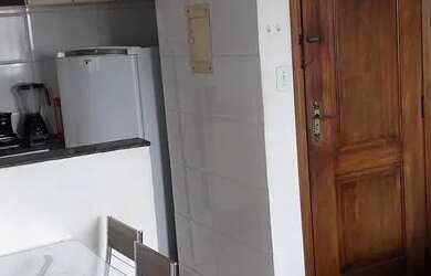 Imagem 3: Edifício Casa do Professor, nascente no bairro do marco na Av Almirante...