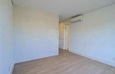 Imagem 16: Andar alto, vista expetacular e ao lado do metrô Campo Belo