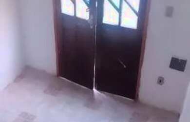 Imagem 2: Casa. 1 Banheiroe1 Dormitório