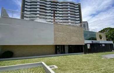 Imagem: O apartamento possui 4 Dormitórios, 3 Banheiros, 3 Vagas na