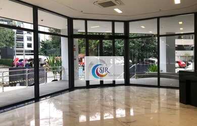 Imagem: O depósito possui 5 Vagas na garagem, 1161m² de Área e está