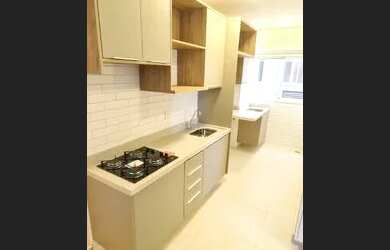 Imagem: O apartamento possui 2 Dormitórios, 1 Banheiro, 1 Vaga na garagem