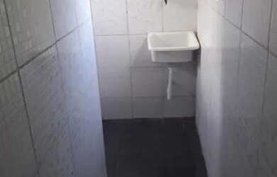 Imagem: A casa possui 2 Dormitórios, 1 Banheiro, 55m² de Área e