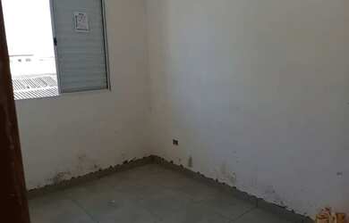 Imagem: A casa possui 2 Dormitórios, 2 Banheiros, 1 Vaga na garagem