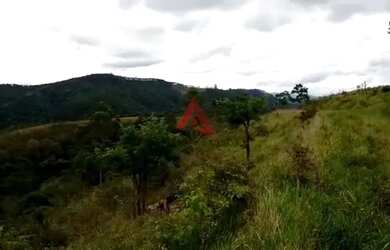 Imagem: O terreno possui 155000m² de Área e está localizado em Nazaré