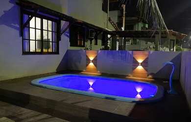 Imagem: A casa possui 3 Dormitórios, 1 Vaga na garagem e está localizado