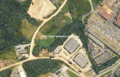 Imagem: O terreno possui 11.867m² de Área e está localizado em Cidade