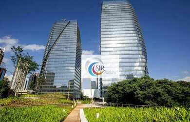 Imagem: O depósito possui 5 Vagas na garagem, 2.262m² de Área e