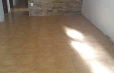 Imagem: A casa para alugar possui 2 Dormitórios, 1 Vaga na garagem