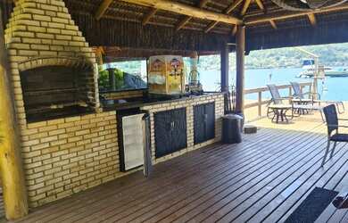 Imagem 4: Casa condomínio Portogalo Marina para lncha 90 pés, com mar na porta