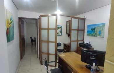 Imagem 1: Locação de clínica na Vila Clementino 5 Salas, 3 Banheiros, 3 vagas