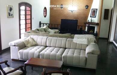 Imagem 9: Casa de Condomínio com 4 Suítes à Venda em Arujazinho I, 600 m²