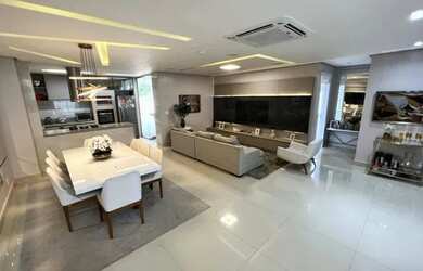 Imagem: A casa em condomínio possui 4 Dormitórios, 5 Banheiros, 5