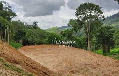 Imagem: O terreno possui 5000m² de Área e está localizado em Pedro