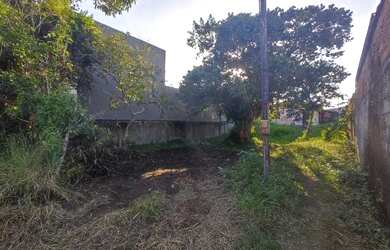 Imagem: O terreno possui 480-0m² de Área e está localizado em Vila
