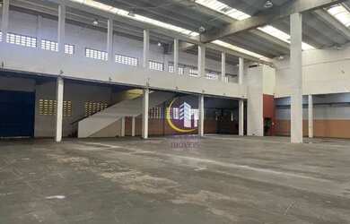 Imagem: O depósito possui 3.500m² de Área e está localizado em