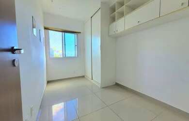 Imagem 11: Apartamento na Paralela. Piscina, Churrasqueira, VarandaeÁrea de serviço