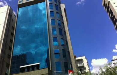 Imagem: O depósito possui 1 Vaga na garagem, 187m² de Área e está