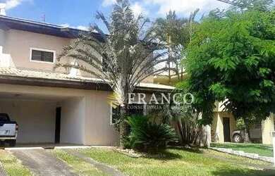 Imagem: A casa em condomínio possui 3 Dormitórios, 1 Banheiro, 4 Vagas