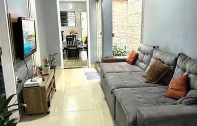 Imagem: A casa possui 4 Dormitórios, 3 Banheiros, 1 Vaga na garagem