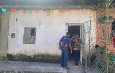 Imagem: A casa possui 1 Dormitório, 1 Banheiro e está localizado