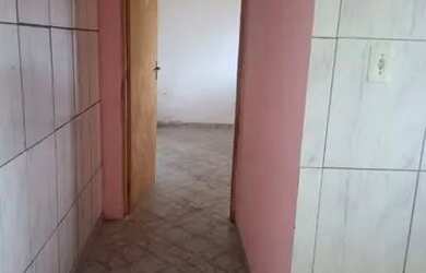 Imagem: A casa possui 3 Dormitórios, 2 Banheiros, 100m² de Área e