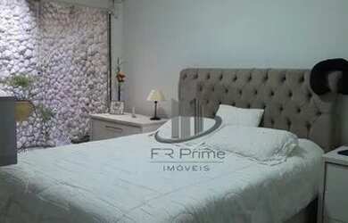 Imagem: A casa à venda possui 3 Dormitórios, 4 Banheiros, 2 Vagas