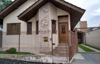 Imagem: A casa está localizado em Jardim André Luiz, Paranavaí à