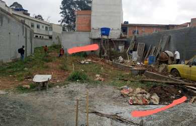 Imagem: O terreno possui 107m² de Área e está localizado em Jardim