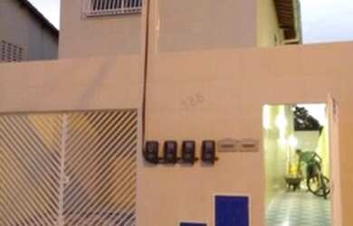 Imagem: A kitnet possui 2 Dormitórios, 1 Banheiro e está localizado