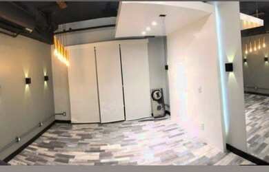 Imagem: O depósito possui 1 Vaga na garagem, 23m² de Área e está