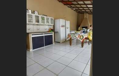 Imagem 15: Vende Linda Casa. Churrasqueira, Varanda, 10m² de Áreae3 Vagas na garagem